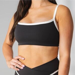 Vitality Daydream Contrast Stitch Black & White Square Neck Bra size small